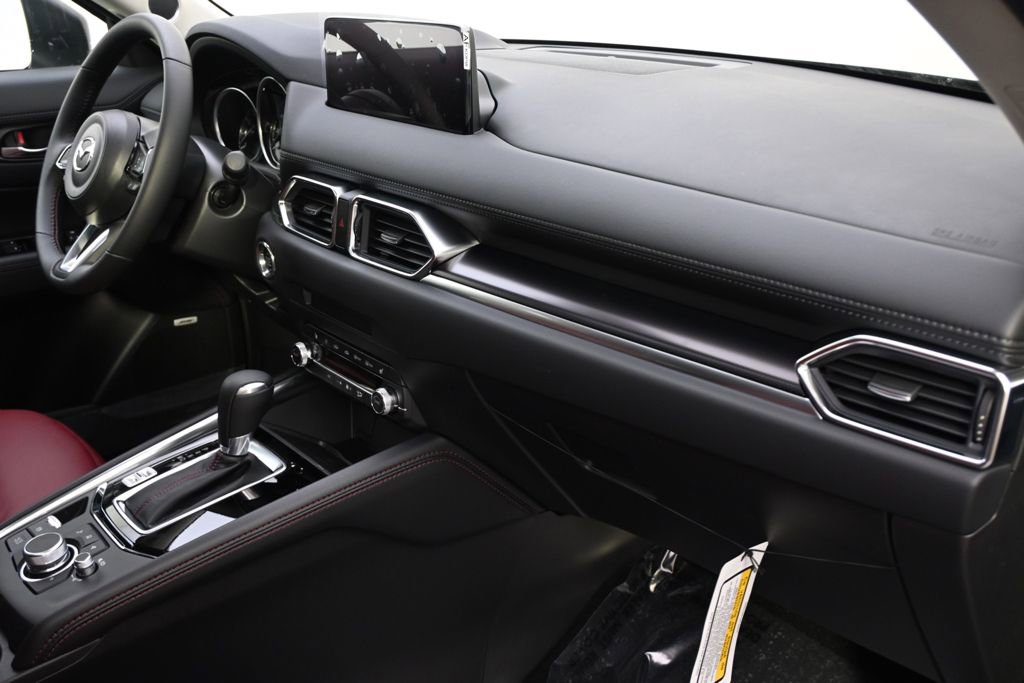 New 2025 MAZDA CX-5 Carbon Edition image 15