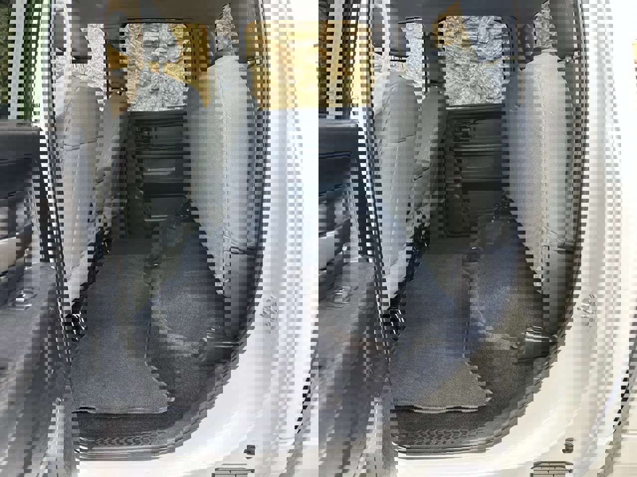 Used 2018 RAM 2500 Tradesman w/ Chrome Appearance Group image 27