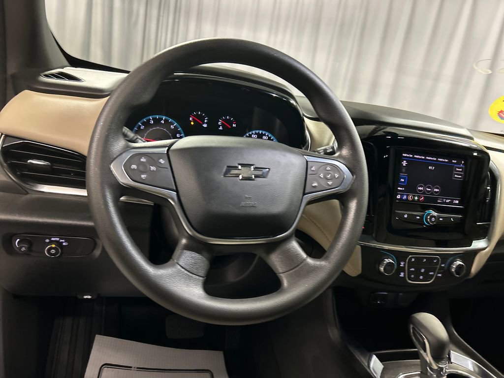 Used 2023 Chevrolet Traverse LS w/ Midnight/Sport Edition image 15