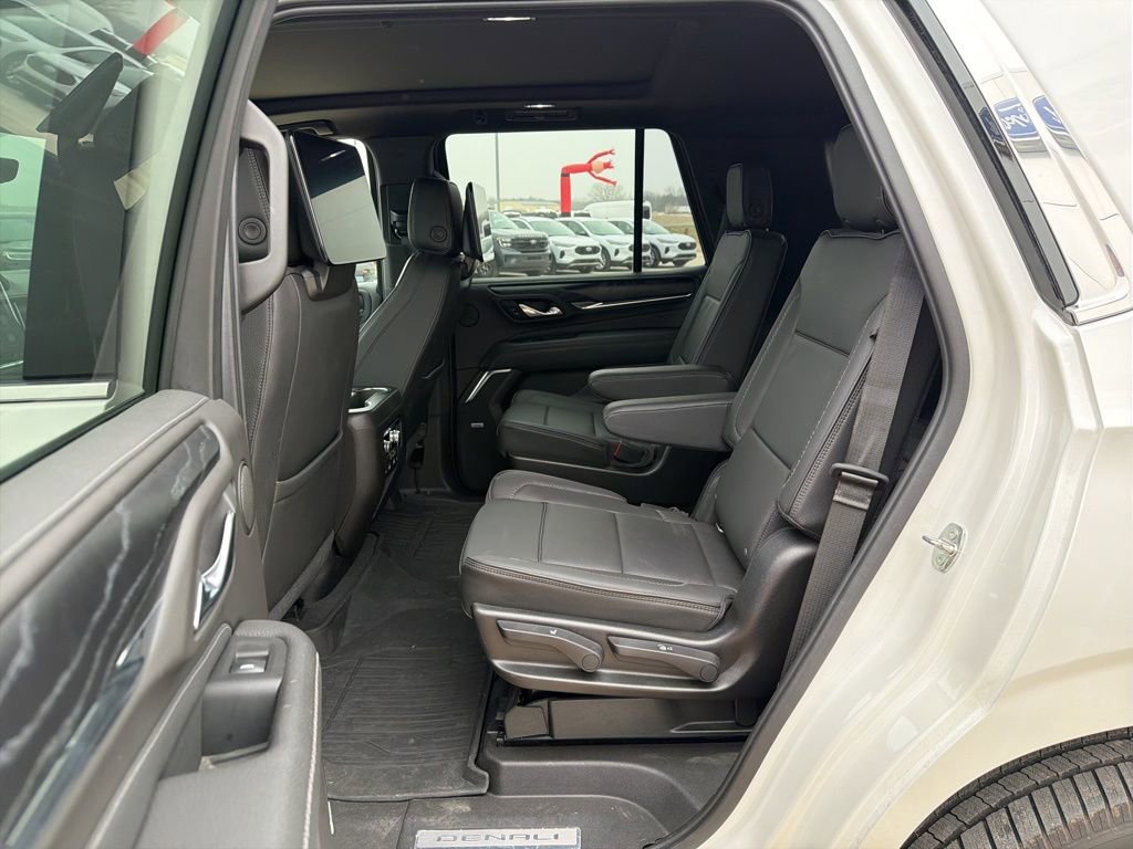 Used 2021 GMC Yukon Denali w/ Denali Ultimate Package image 22
