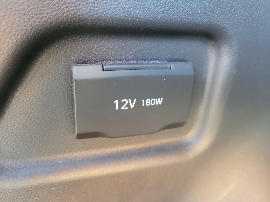 Used 2025 Hyundai Tucson SE FWD image 9