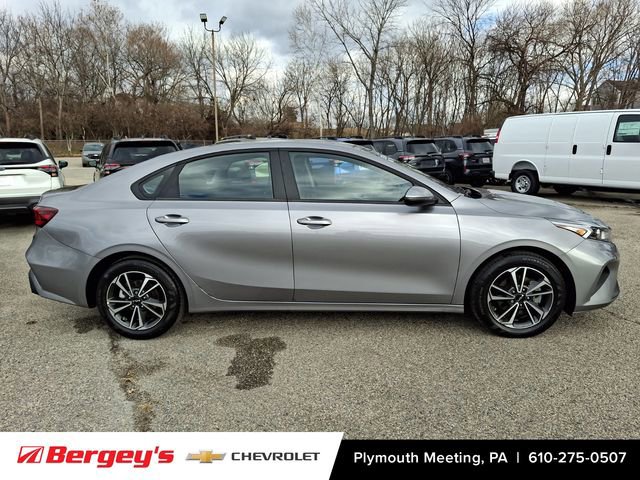 Used 2024 Kia Forte LXS w/ LXS Technology Package image 9