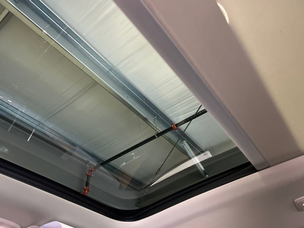 Certified 2023 Volvo XC90 B6 Plus w/ Protection Package Premier image 27