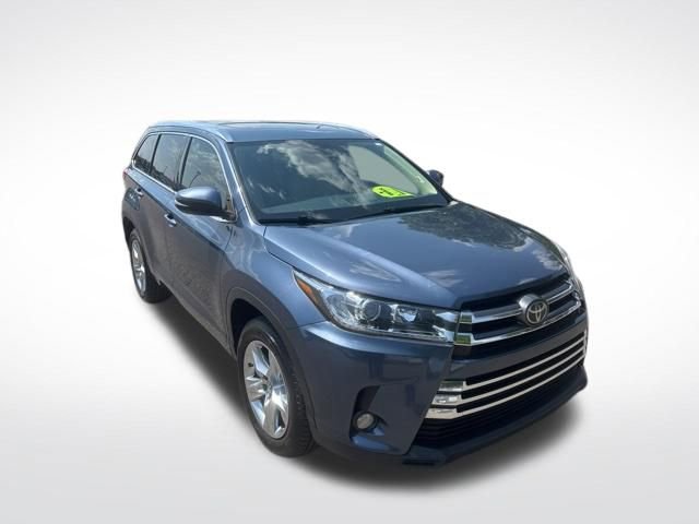Used 2017 Toyota Highlander Limited FWD image 7