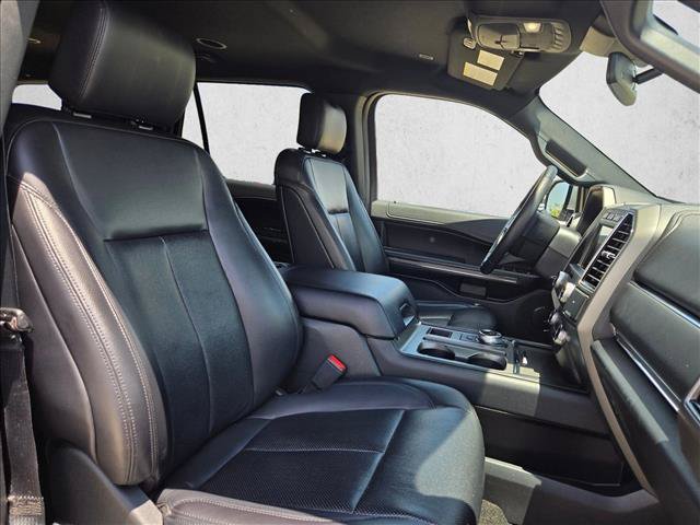 Used 2019 Ford Expedition XLT w/ Equipment Group 202A RWD image 22