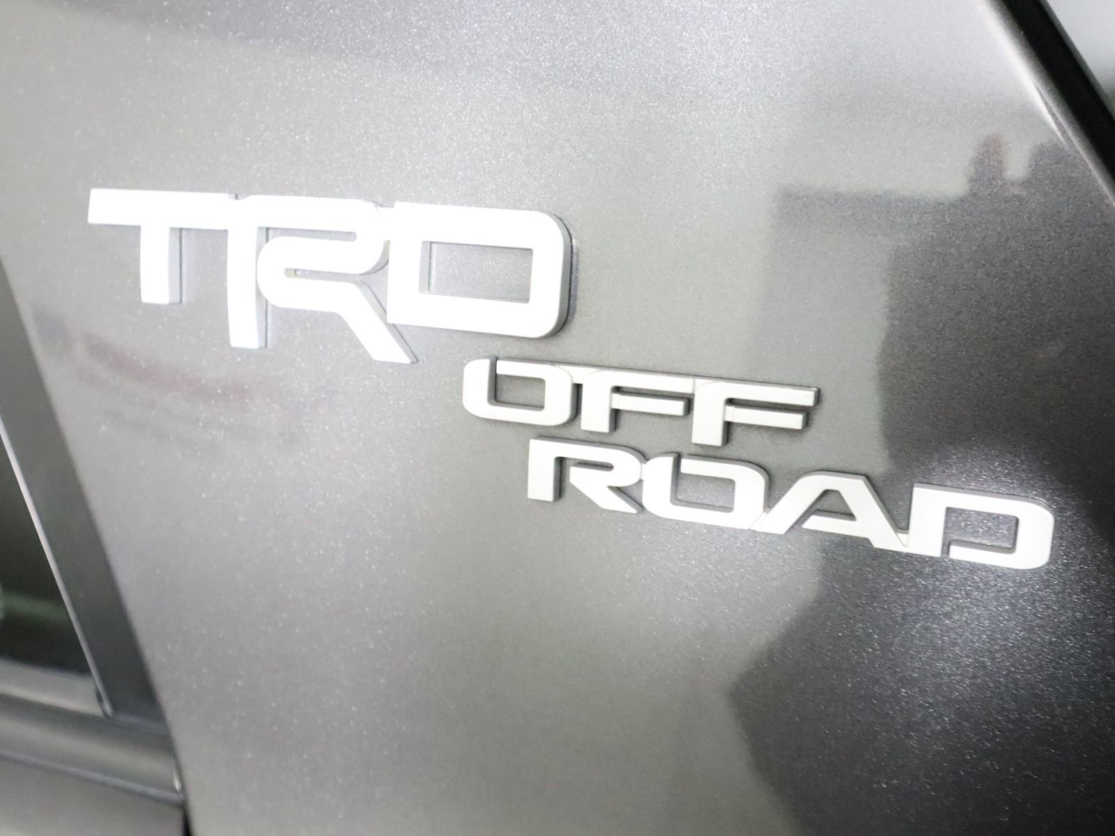 Used 2017 Toyota 4Runner TRD Off-Road w/ Convenience Package image 13