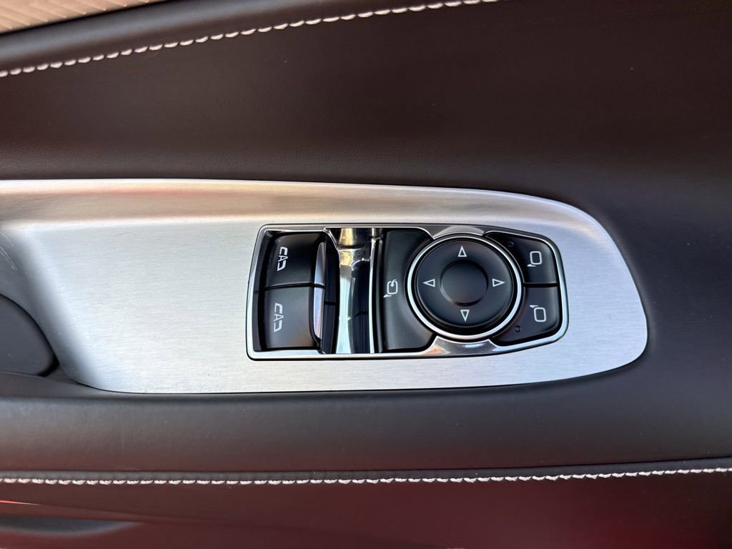 Used 2024 Chevrolet Corvette Stingray Premium Cpe w/ Z51 Performance Package image 27