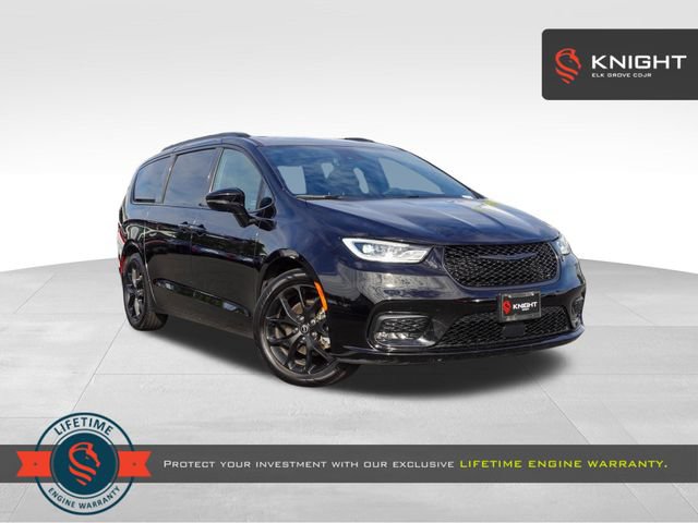 Used 2026 Chrysler Pacifica Limited w/ S Appearance Package FWD 360° Tour