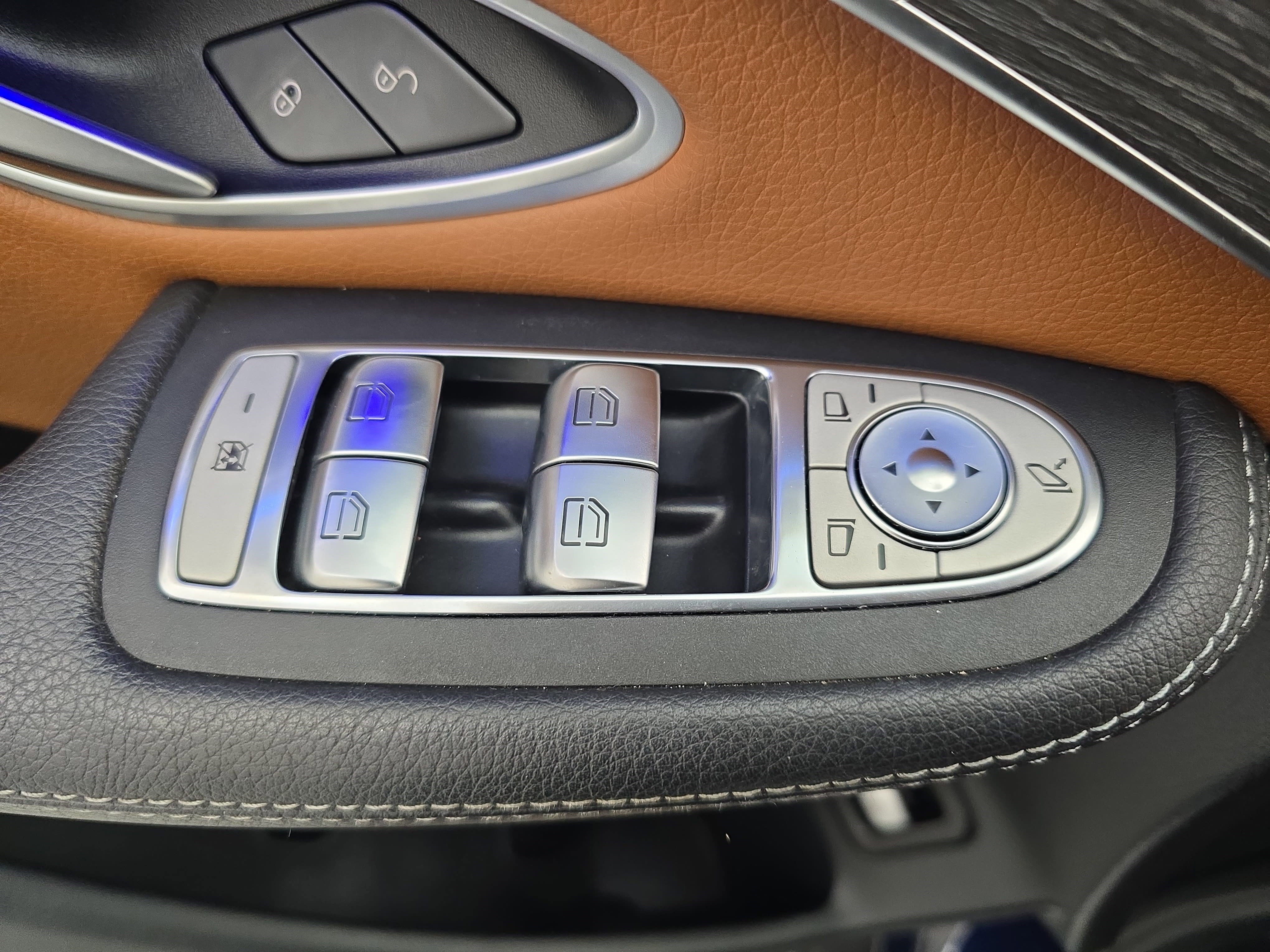 Used 2022 Mercedes-Benz GLC 300 image 26