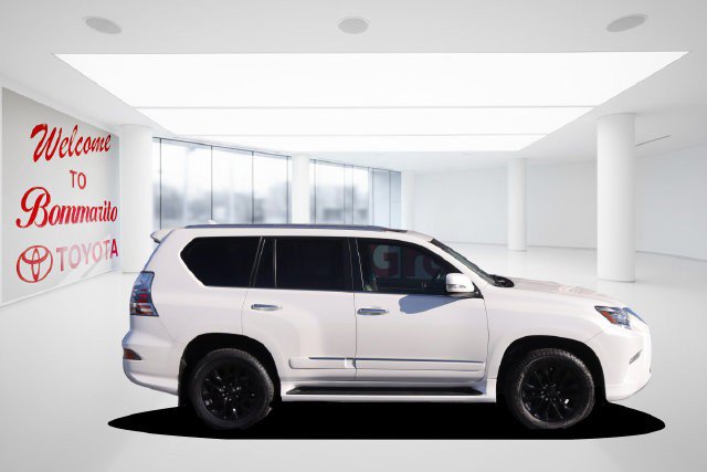Used 2015 Lexus GX 460 w/ Premium Package AWD/4WD image 5