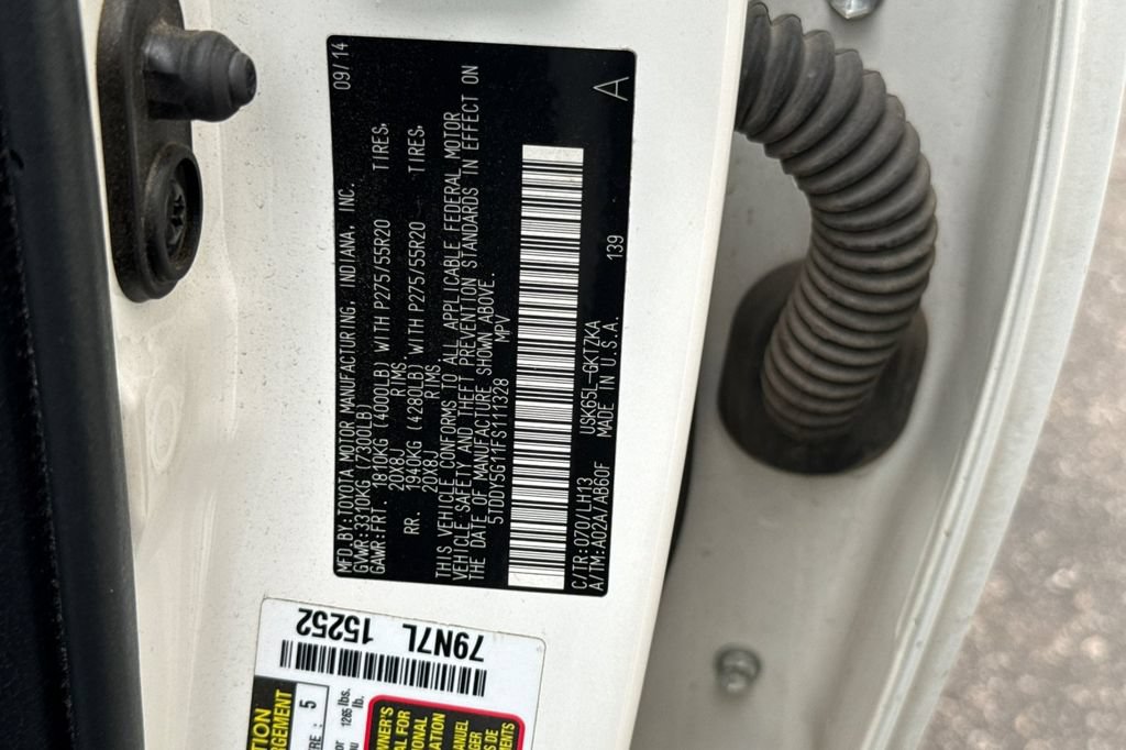 Used 2015 Toyota Sequoia Platinum AWD/4WD image 28