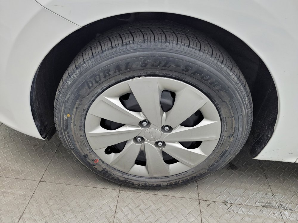 Used 2020 Kia Rio S image 31