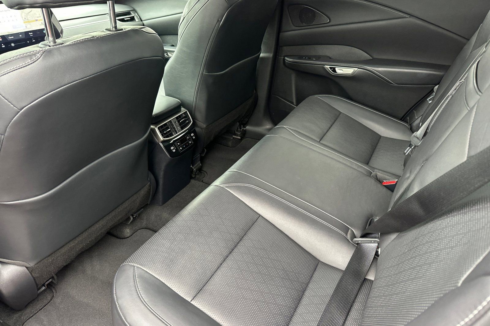 Used 2023 Lexus RX 350 w/ Cold Area Package image 14