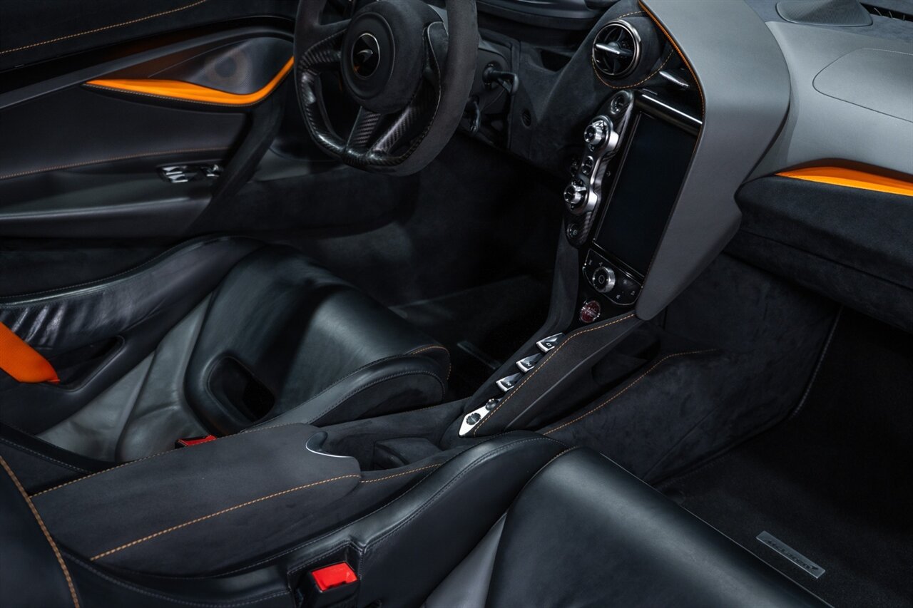 Used 2019 McLaren 720S Performance RWD image 48
