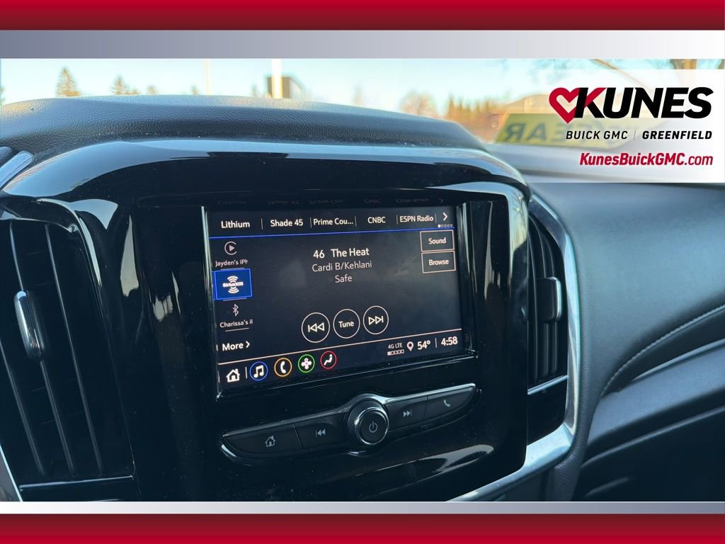 Used 2023 Chevrolet Traverse LT image 13