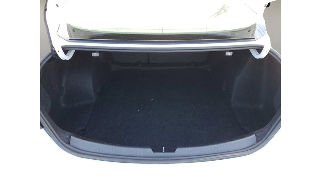 Used 2023 Chevrolet Malibu LT image 8