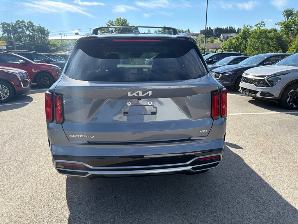 Certified 2023 Kia Sorento SX AWD/4WD image 6