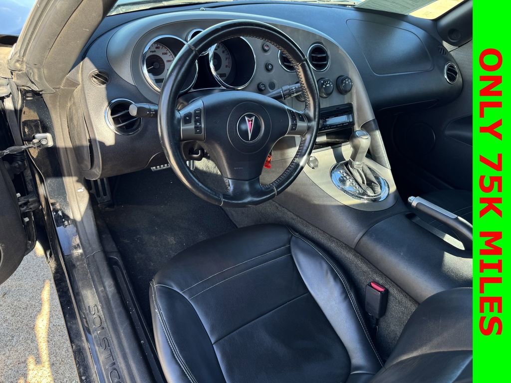 Used 2007 Pontiac Solstice Convertible w/ Premium Package image 10