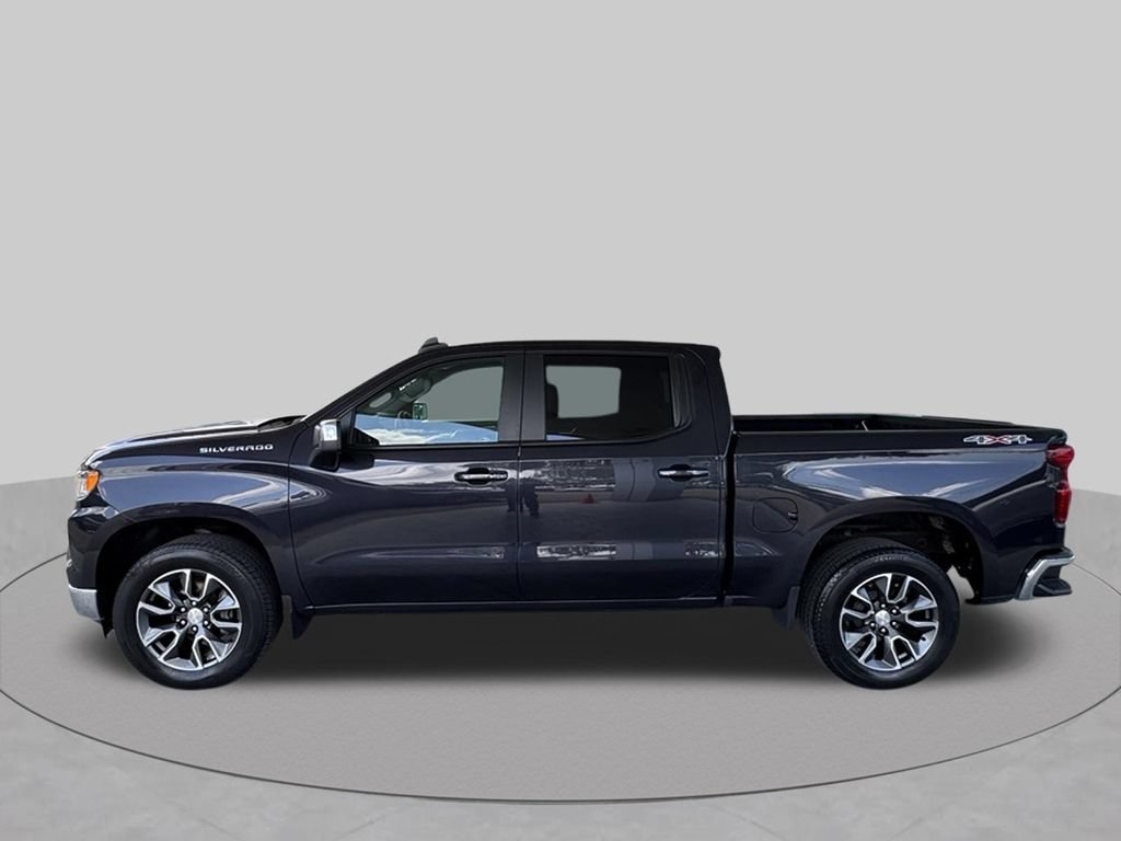 Used 2023 Chevrolet Silverado 1500 LT AWD/4WD image 6