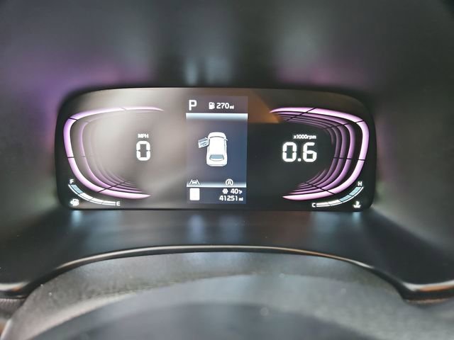 Used 2023 Kia Soul LX image 12