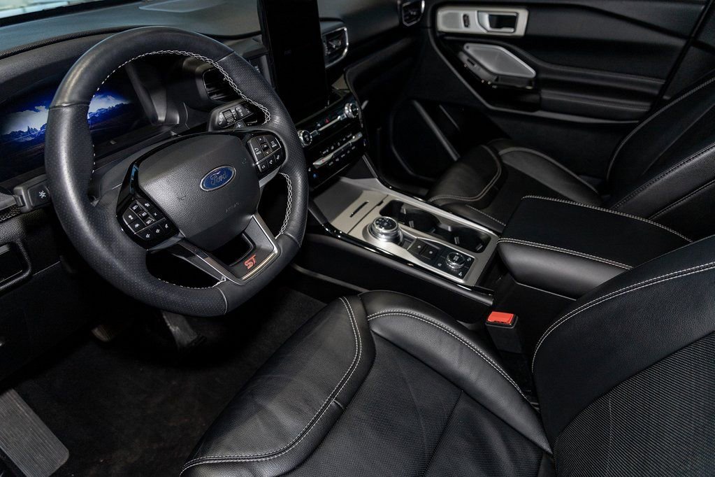 Used 2023 Ford Explorer ST w/ Equipment Group 401A image 15