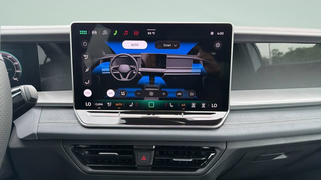 New 2026 Volkswagen Tiguan SE R-Line FWD image 18