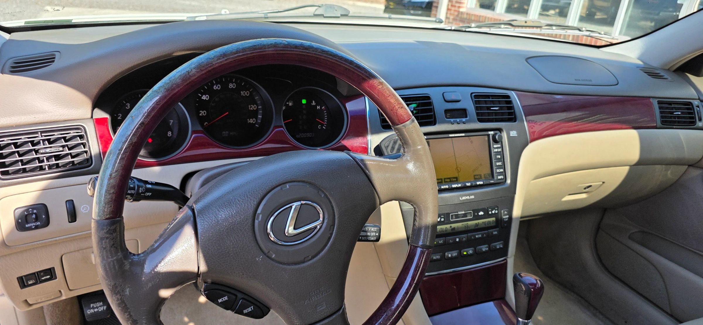 Used 2004 Lexus ES 330 image 12