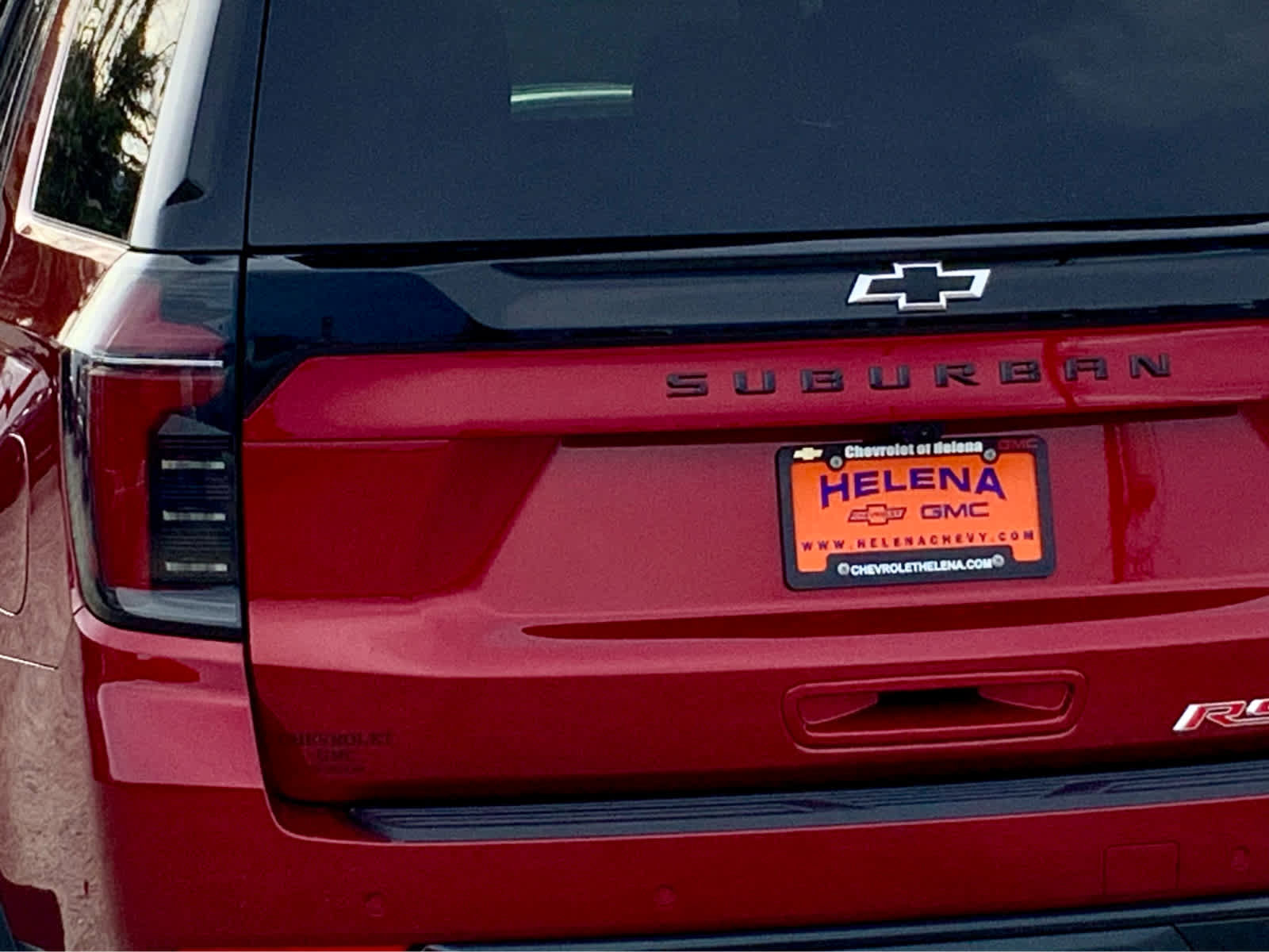 New 2026 Chevrolet Suburban RST image 14