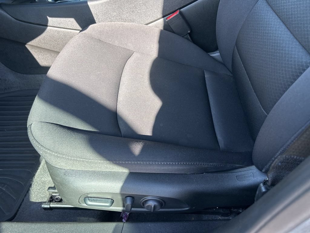 Used 2024 Chevrolet Malibu RS FWD image 18