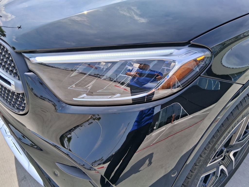 New 2026 Mercedes-Benz GLC 300 image 4