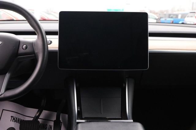 Used 2021 Tesla Model Y Long Range image 21