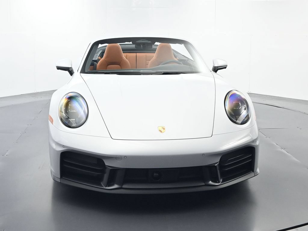 Certified 2026 Porsche 911 Carrera RWD image 18