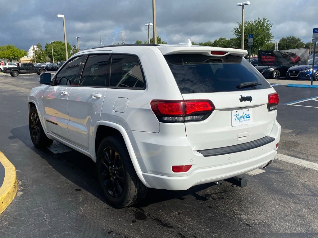 Used 2019 Jeep Grand Cherokee Altitude RWD image 7