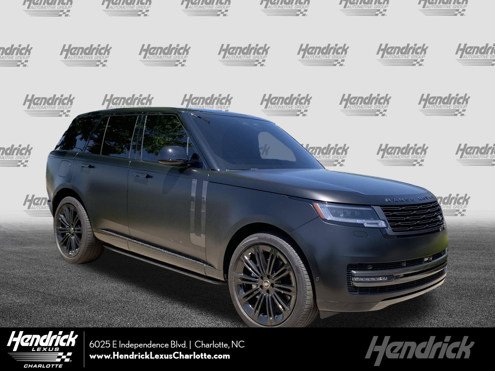 Used 2025 Land Rover Range Rover SE