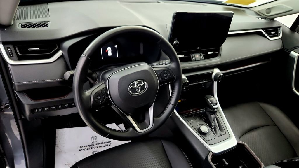Used 2023 Toyota RAV4 Limited AWD/4WD image 25