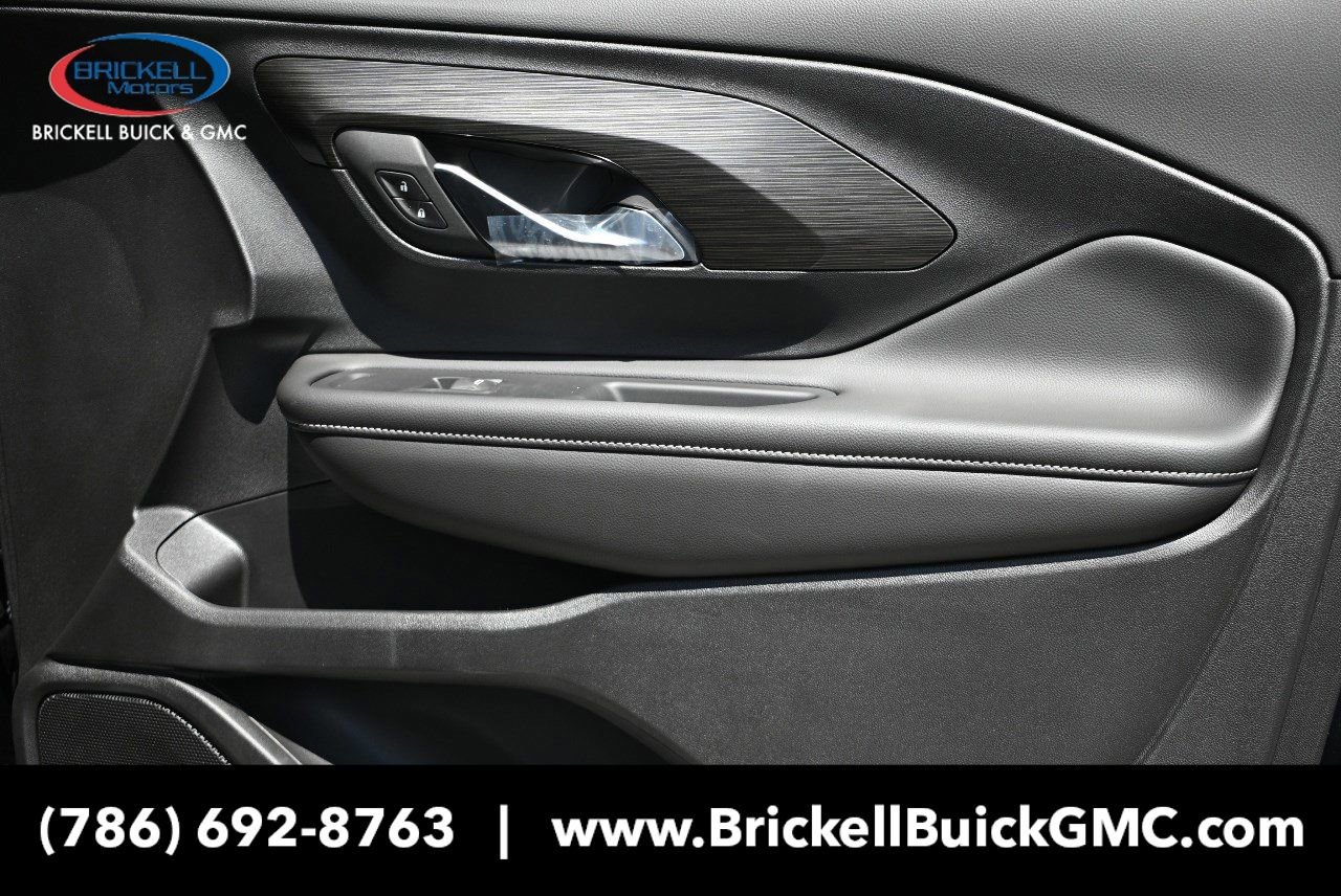 New 2024 GMC Terrain SLT w/ Elevation Edition image 18