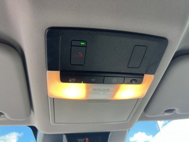 Used 2023 Nissan Rogue SV AWD/4WD image 24