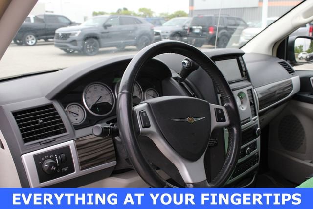 Used 2010 Chrysler Town & Country Touring FWD image 2