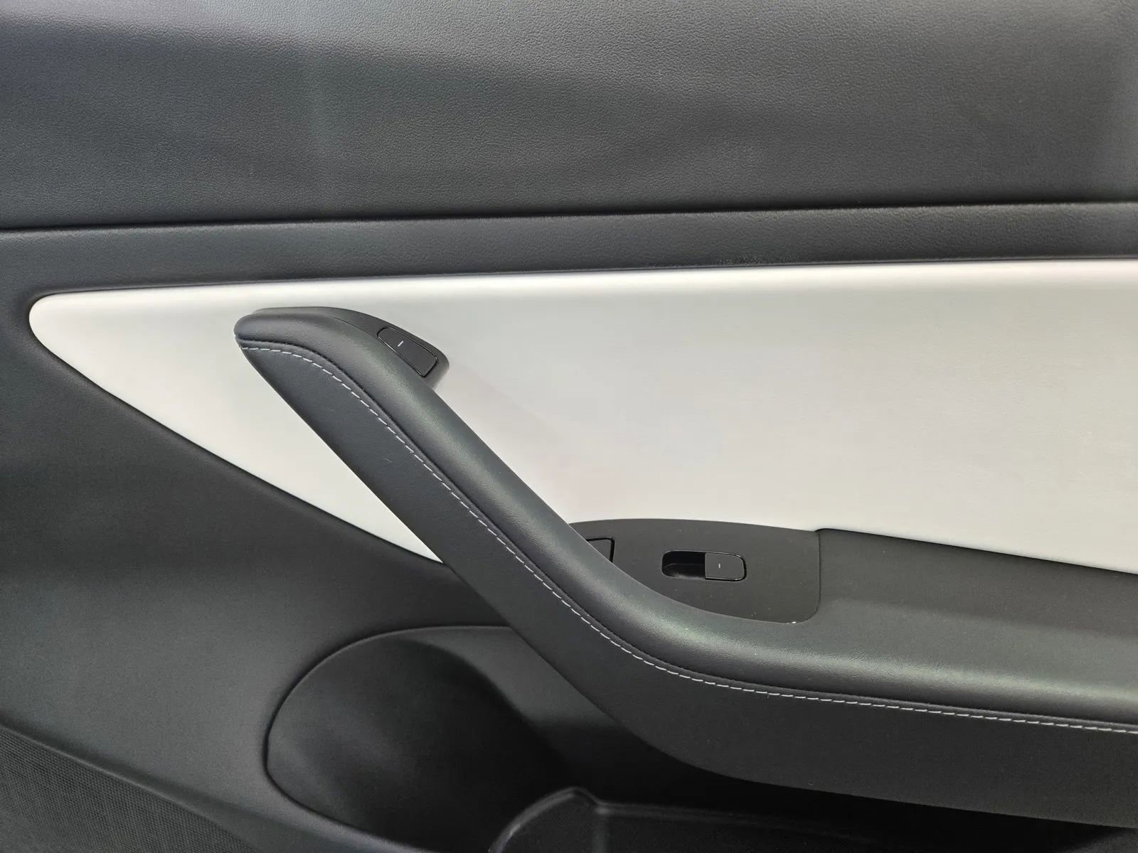 Used 2020 Tesla Model 3 Long Range image 6