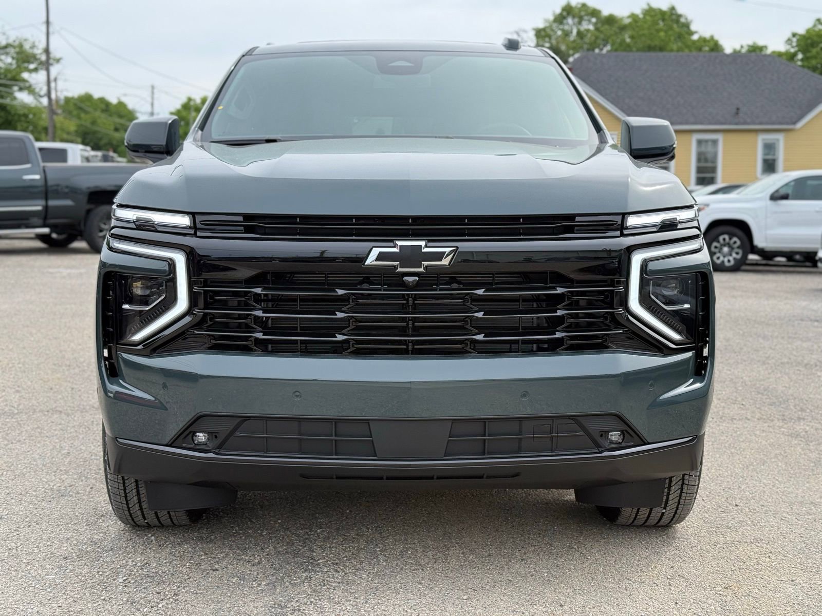 New 2026 Chevrolet Suburban RST AWD/4WD image 10