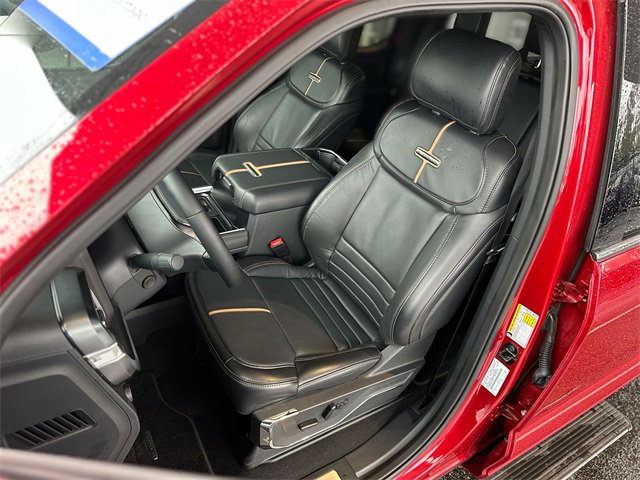 Used 2024 Ford F250 Platinum w/ FX4 Off-Road Package image 12