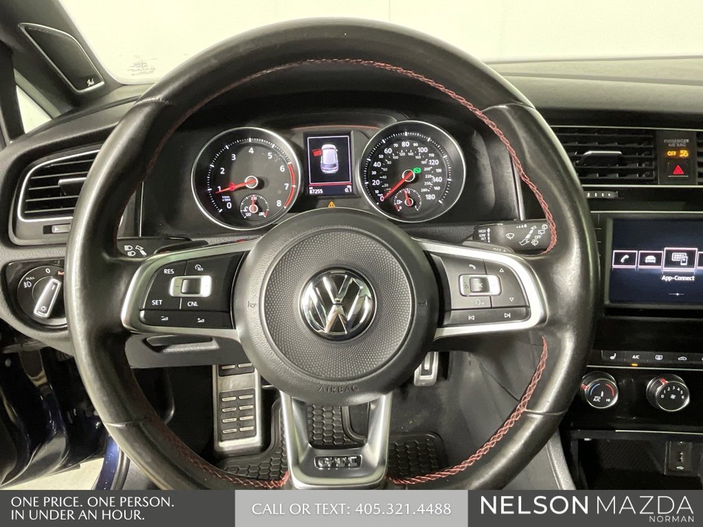 Used 2017 Volkswagen GTI SE image 38