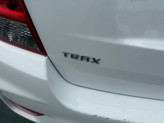 Used 2021 Chevrolet Trax LS w/ Tint and Cruise Package image 8