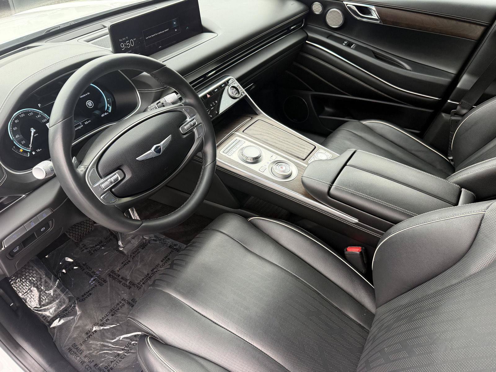 Used 2024 Genesis GV80 2.5T w/ Prestige Package AWD/4WD image 12