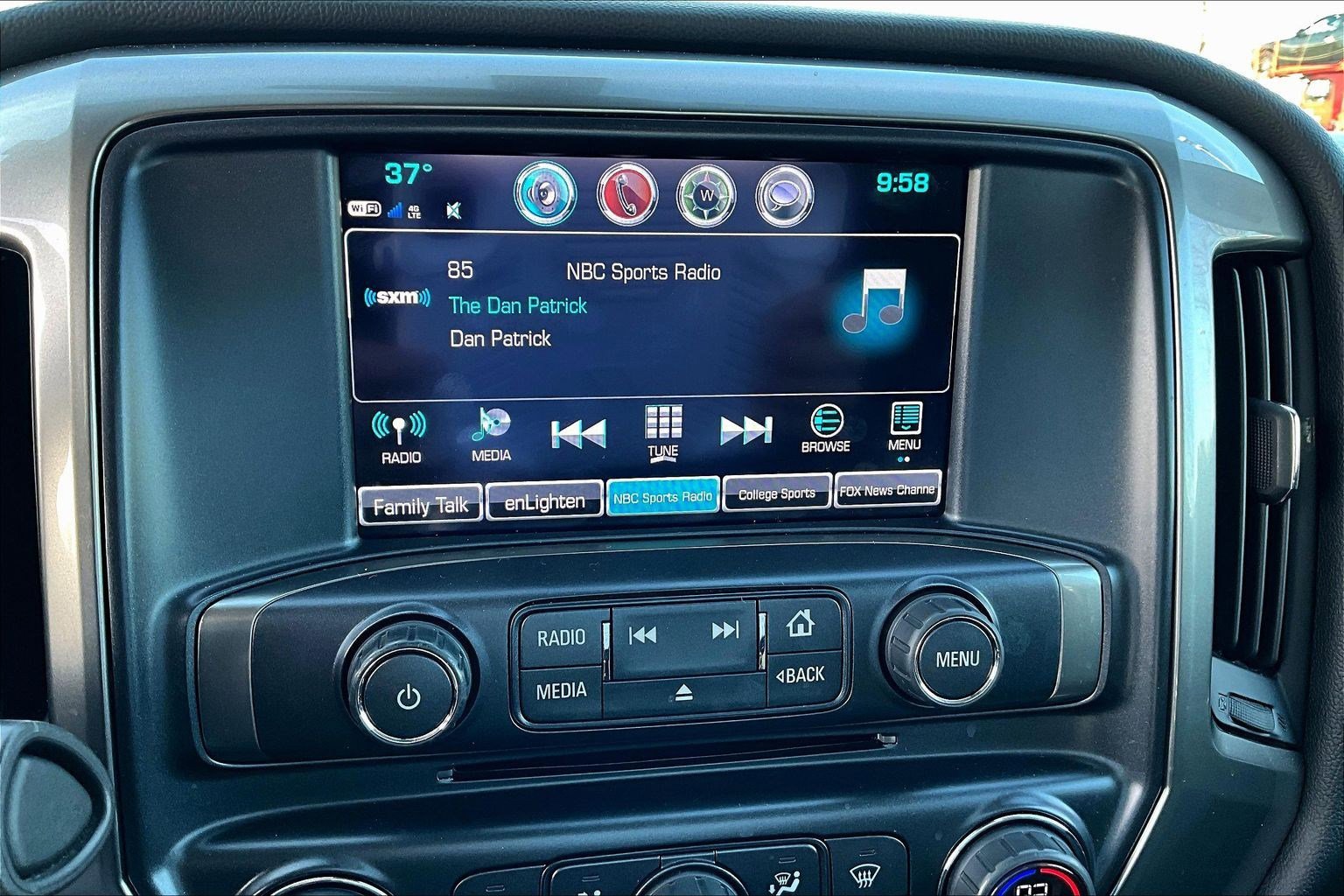 Used 2018 Chevrolet Silverado 1500 LT w/ All Star Edition image 16