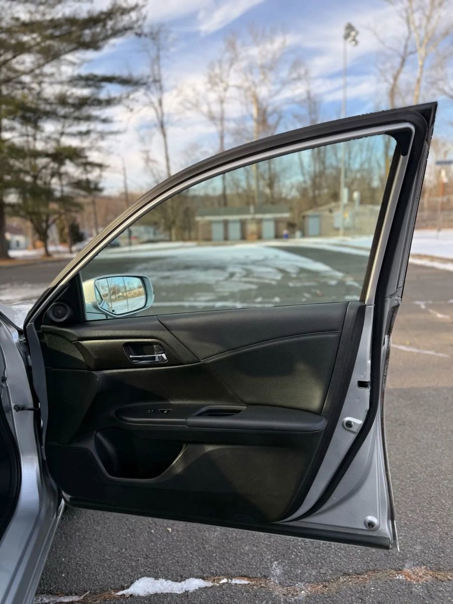 Used 2014 Honda Accord EX image 15