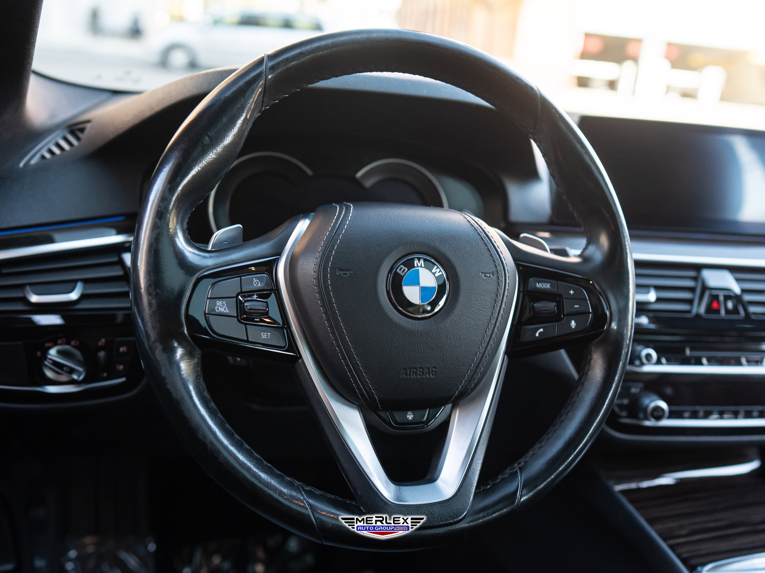 Used 2019 BMW 530e xDrive w/ Convenience Package AWD/4WD image 23