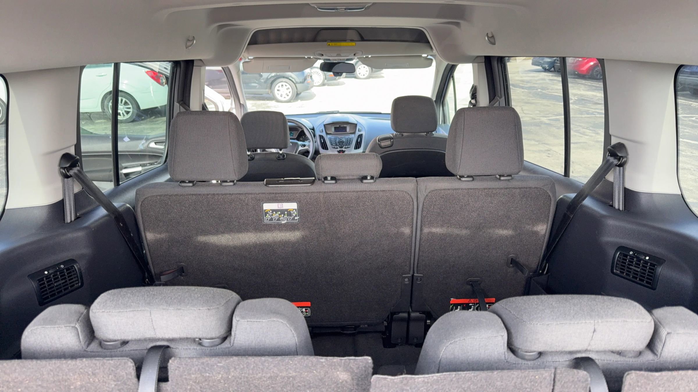 Used 2015 Ford Transit Connect XLT image 9