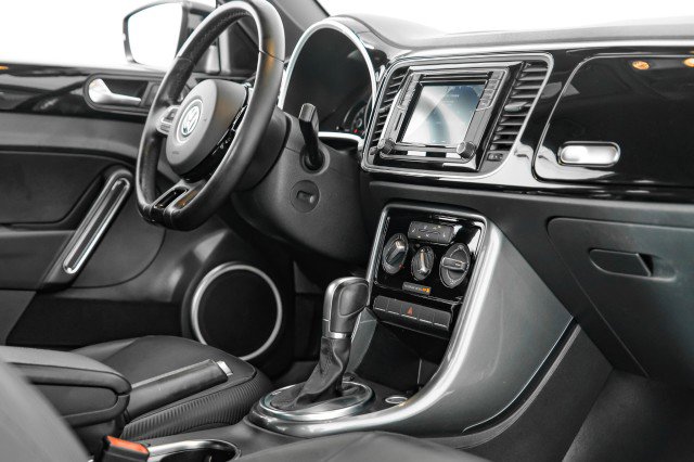 Used 2017 Volkswagen Beetle 1.8T SE image 20