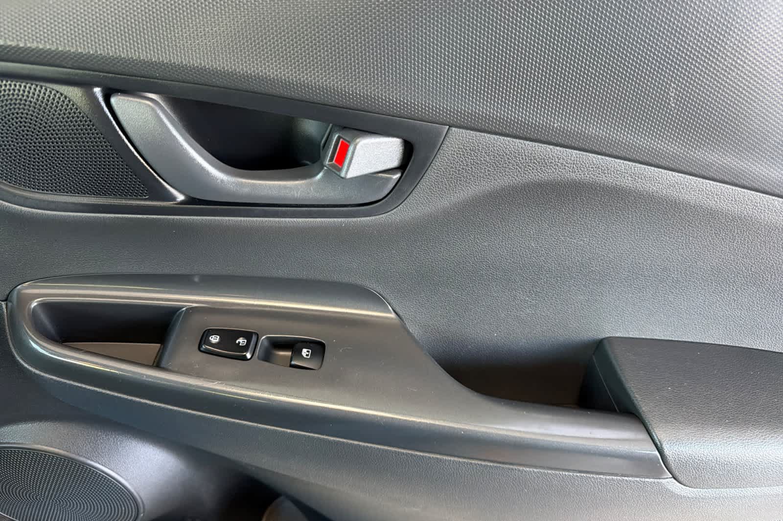Used 2019 Hyundai Kona SEL FWD image 18